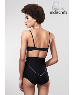 Collier en chainettes métalliques argentées 2